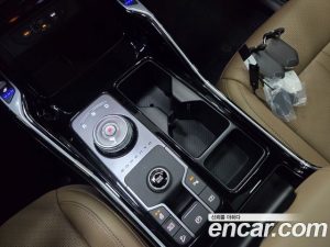 Kia Sorento HEV 1.6 2WD 2024 года из Южной Кореи