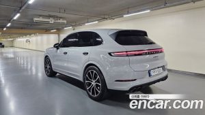 Porsche Cayenne 3.0 2024 года из Южной Кореи