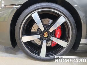 Porsche 911 TARGA 4S 2024 года из Южной Кореи