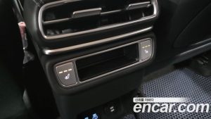 Genesis GV80 2.5T Бензин 2WD 2024 года из Южной Кореи