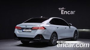 BMW 5-Series 520i M Sport 2024 года из Южной Кореи