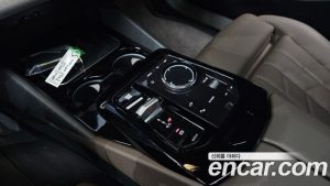 BMW 5-Series 520i M Sport 2024 года из Южной Кореи