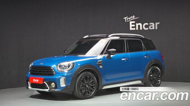 Mini Countryman CLASSIC 2024 года из Кореи