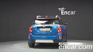 Mini Countryman CLASSIC 2024 года из Южной Кореи