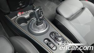 Mini Countryman CLASSIC 2024 года из Южной Кореи