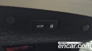 Kia K8 Noblesse 2025 года из Южной Кореи