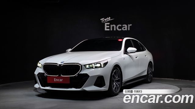 BMW 5-Series 520i Special Edition 2025 года из Кореи