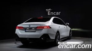BMW 5-Series 520i Special Edition 2025 года из Южной Кореи