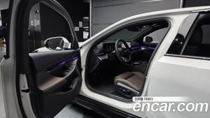 BMW 5-Series 520i Special Edition 2025 года из Южной Кореи