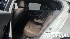BMW 5-Series 520i Special Edition 2025 года из Южной Кореи