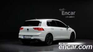 Volkswagen Golf 2.0 GTI 2023 года из Южной Кореи