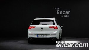 Volkswagen Golf 2.0 GTI 2023 года из Южной Кореи