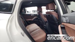 BMW X6 xDrive40i M Sport 2024 года из Южной Кореи