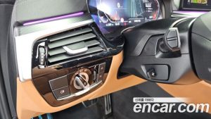 BMW 5-Series 520i M Sport 2023 года из Южной Кореи