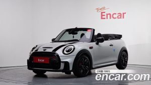 Mini Cooper Convertible JCW 2023 года из Южной Кореи