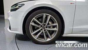 Audi A7 55 TFSI 4WD Premium 2023 года из Южной Кореи