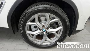 BMW X4 xDrive20i xLine 2023 года из Южной Кореи