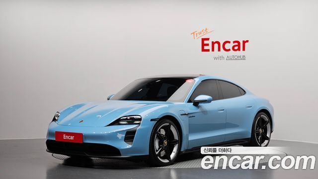 Porsche Taycan GTS 2023 года из Кореи