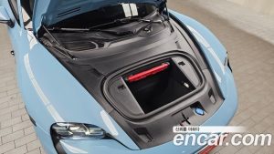 Porsche Taycan GTS 2023 года из Южной Кореи