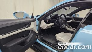 Porsche Taycan GTS 2023 года из Южной Кореи