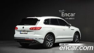 Volkswagen Touareg 3.0 TDI Prestige 2022 года из Южной Кореи