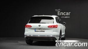 Volkswagen Touareg 3.0 TDI Prestige 2022 года из Южной Кореи