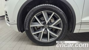 Volkswagen Touareg 3.0 TDI Prestige 2022 года из Южной Кореи