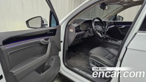 Volkswagen Touareg 3.0 TDI Prestige 2022 года из Южной Кореи