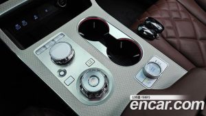 Genesis GV80 2.5T Бензин 2WD 2024 года из Южной Кореи
