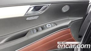 Genesis GV80 2.5T Бензин 2WD 2024 года из Южной Кореи