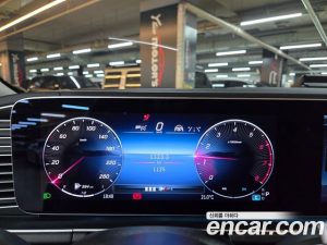 Mercedes-Benz GLE-Class GLE450 4MATIC 2025 года из Южной Кореи