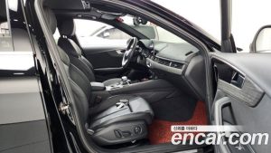 Audi A4 40 TFSI Premium 2023 года из Южной Кореи