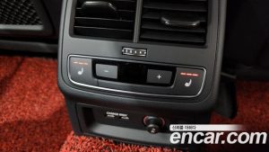 Audi A4 40 TFSI Premium 2023 года из Южной Кореи