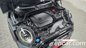 Mini Cooper 5Door MULTITONE Edition 2023 года из Южной Кореи