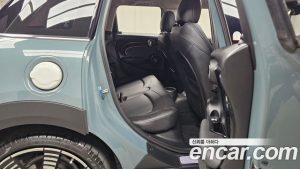 Mini Cooper 5Door MULTITONE Edition 2023 года из Южной Кореи