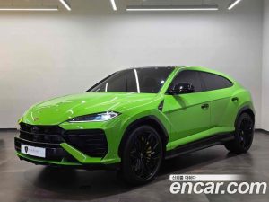 Lamborghini Urus 4.0 V8 SE 2025 года из Южной Кореи