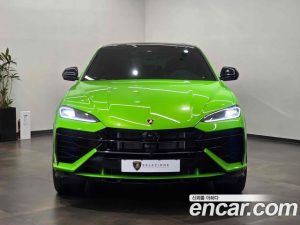 Lamborghini Urus 4.0 V8 SE 2025 года из Южной Кореи