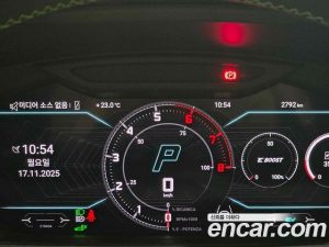 Lamborghini Urus 4.0 V8 SE 2025 года из Южной Кореи