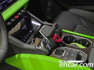 Lamborghini Urus 4.0 V8 SE 2025 года из Южной Кореи
