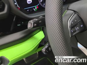 Lamborghini Urus 4.0 V8 SE 2025 года из Южной Кореи