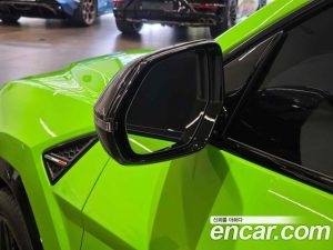 Lamborghini Urus 4.0 V8 SE 2025 года из Южной Кореи