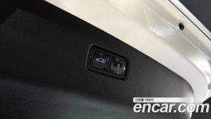 Genesis GV70 2.5T Бензин 2WD 2025 года из Южной Кореи