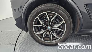 BMW X4 xDrive20i M Sport 2023 года из Южной Кореи