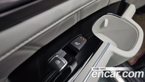 Kia Sorento HEV 1.6 2WD 2024 года из Южной Кореи