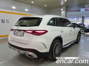 Mercedes-Benz GLC-Class GLC300 4MATIC AMG Line 2023 года из Южной Кореи