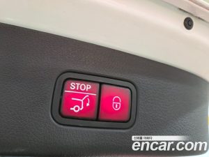 Mercedes-Benz GLC-Class GLC300 4MATIC AMG Line 2023 года из Южной Кореи