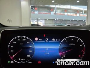 Mercedes-Benz GLC-Class GLC300 4MATIC AMG Line 2023 года из Южной Кореи