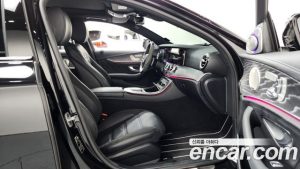 Mercedes-Benz E-Class E53 AMG 4MATIC+ 2023 года из Южной Кореи
