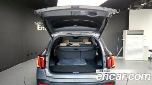 Kia Sorento Дизель 2.2 2WD 2024 года из Южной Кореи