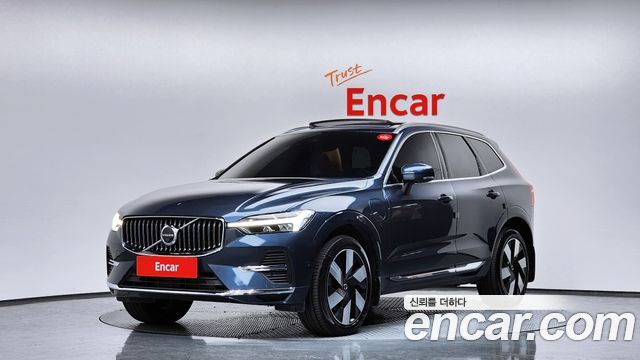 Volvo XC60 T8 Ultra Bright 2025 года из Кореи